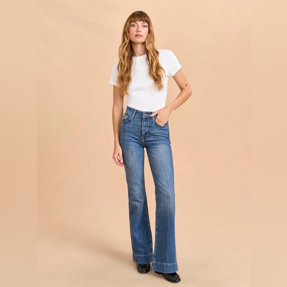 La Ligne High-Rise Flare Jeans in Medium Wash - Size 28